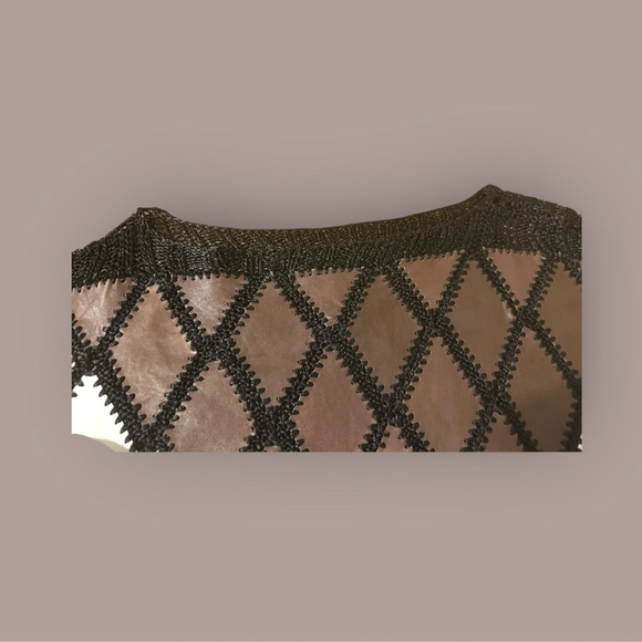 354 - TOP / SWEATER HANDMADE - Picture 12 of 16